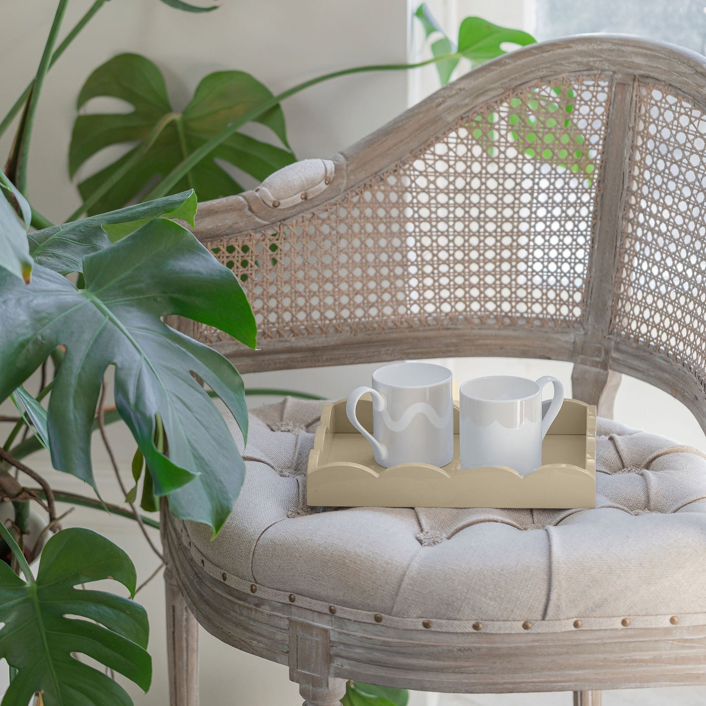 Chiffon Grey Small Lacquered Scalloped Small Tray