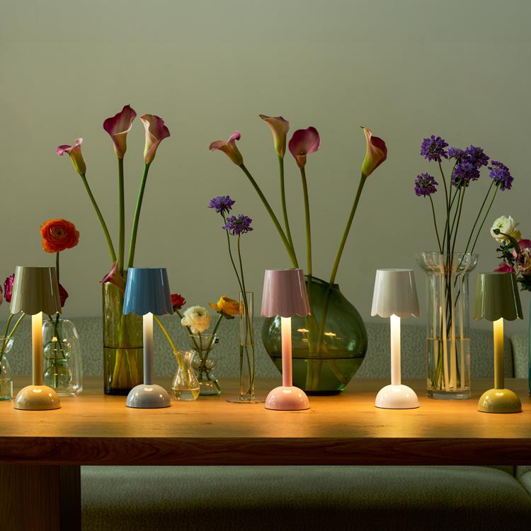 Scallop LED Lamp Pink 28cm