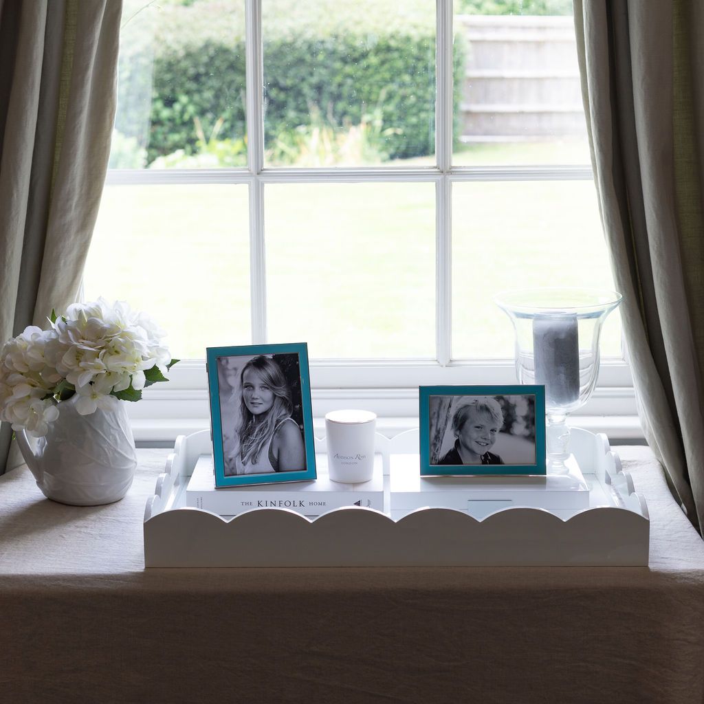 White Large Lacquered Scallop Ottoman Tray